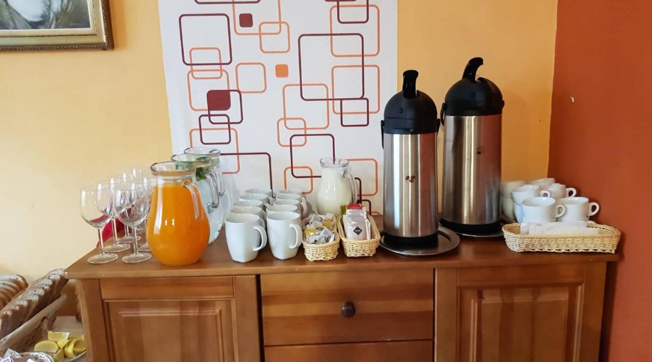 Pizzeria Alzbetka Otel Strecno Dış mekan fotoğraf