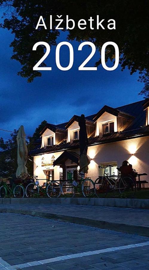 Pizzeria Alzbetka Otel Strecno Dış mekan fotoğraf
