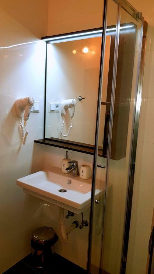 Pizzeria Alzbetka Otel Strecno Dış mekan fotoğraf