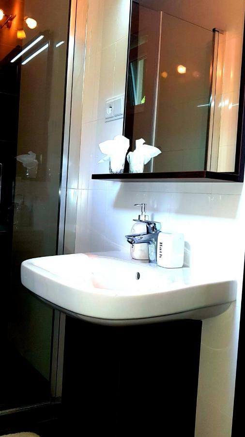 Pizzeria Alzbetka Otel Strecno Dış mekan fotoğraf