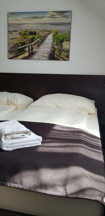 Pizzeria Alzbetka Otel Strecno Dış mekan fotoğraf