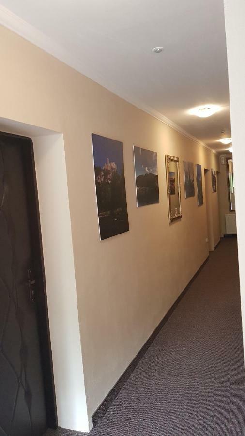 Pizzeria Alzbetka Otel Strecno Dış mekan fotoğraf